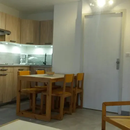 Renove Au Centre De Avec Coin Montagne - 4 Pers., Balcon, Wifi, Proche Commerces. - Fr-1-689-6 Apartment Villard-de-Lans